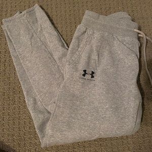 women’s under armour sweatpants